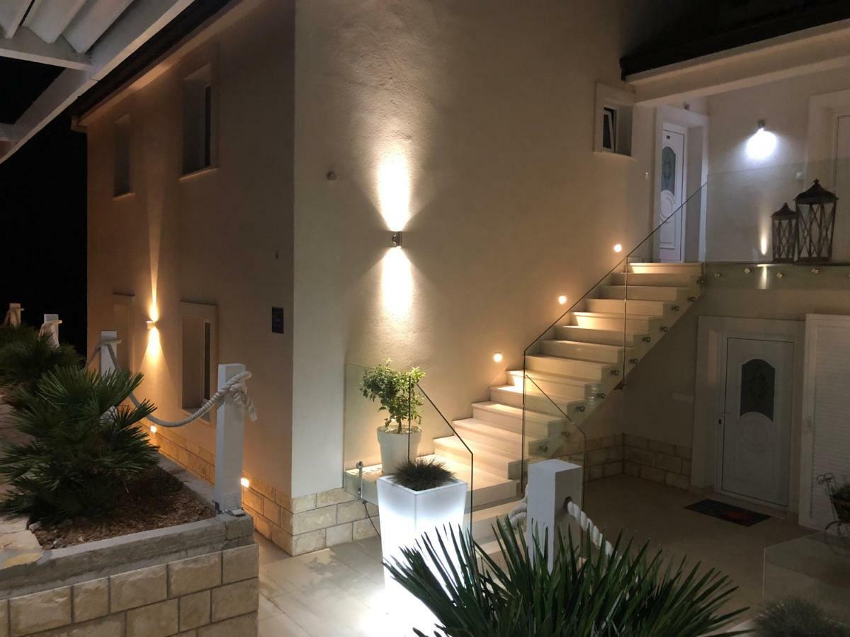 Perla Hvar Aparthotel 이반 돌라츠 외부 사진