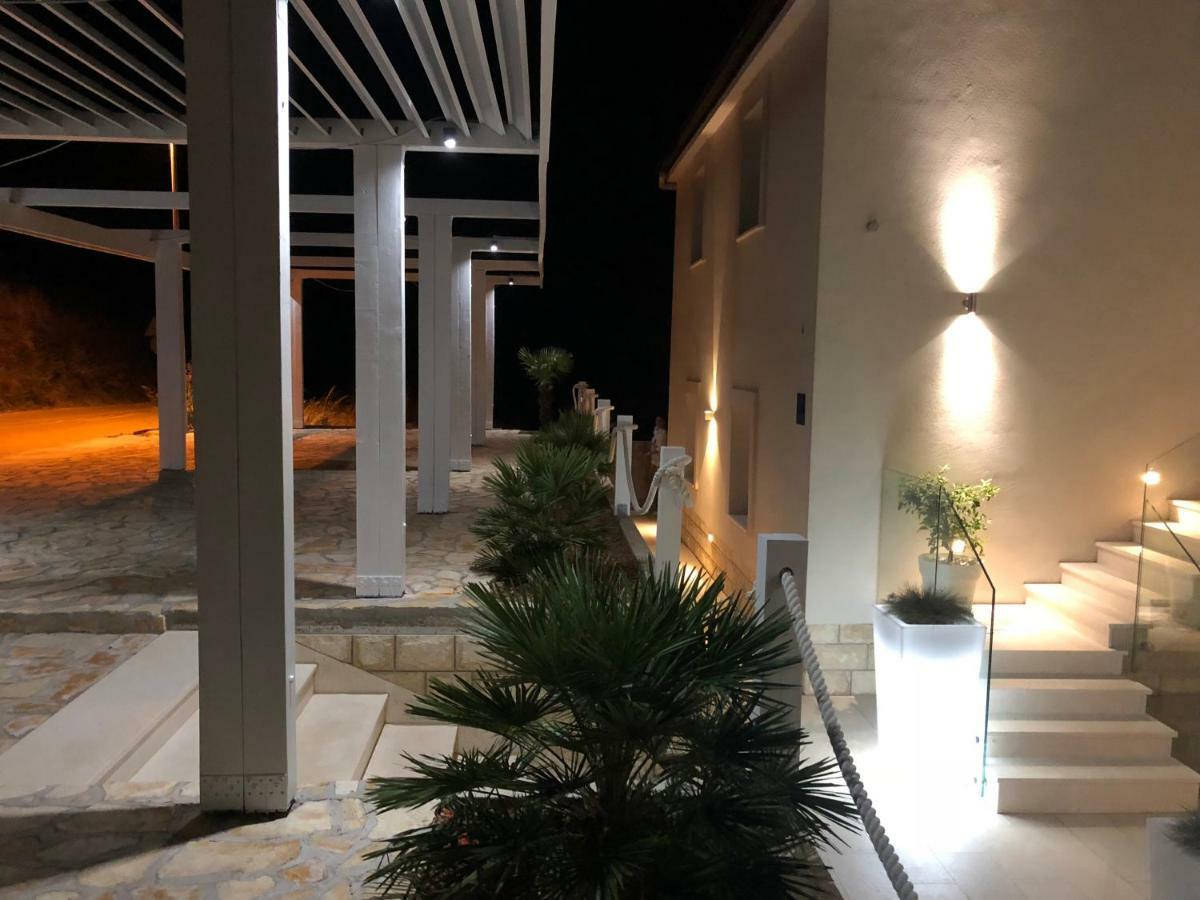 Perla Hvar Aparthotel 이반 돌라츠 외부 사진